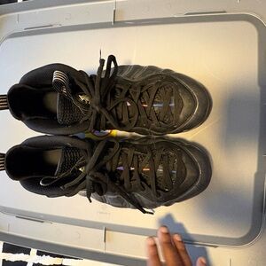 Nike Black Athletic Shoes